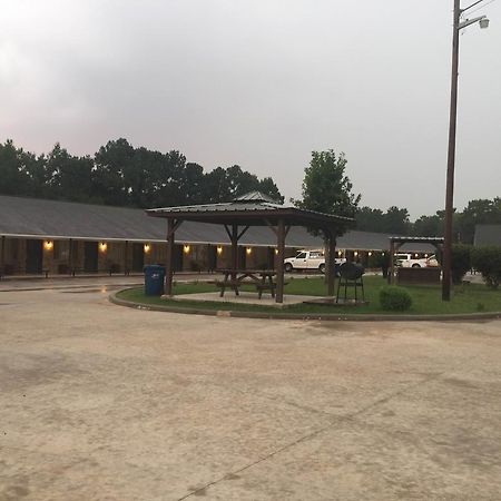 Garden Inn And Suites Silsbee Exteriör bild