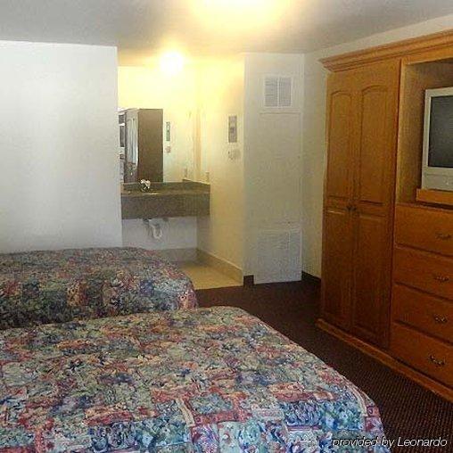 Garden Inn And Suites Silsbee Exteriör bild