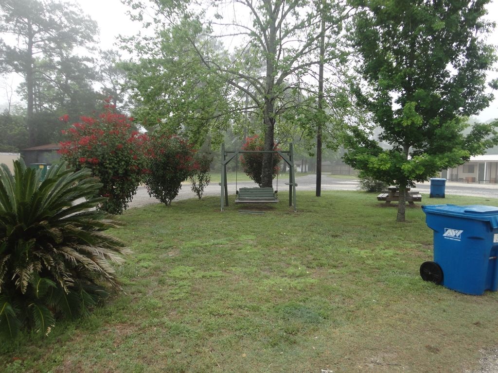 Garden Inn And Suites Silsbee Exteriör bild