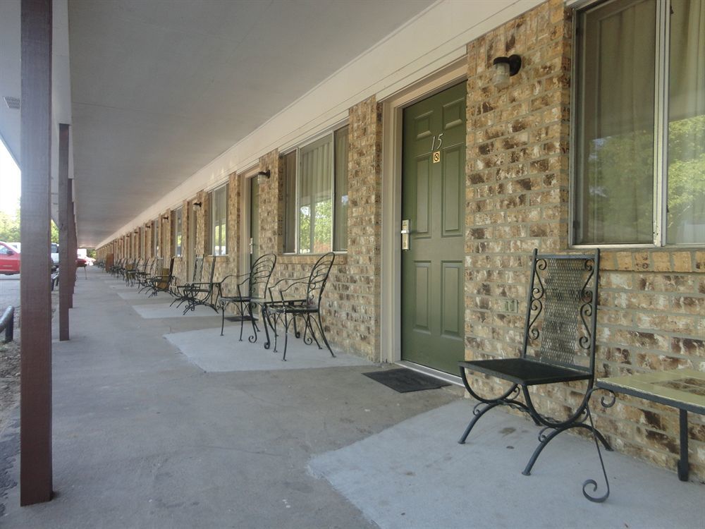Garden Inn And Suites Silsbee Exteriör bild