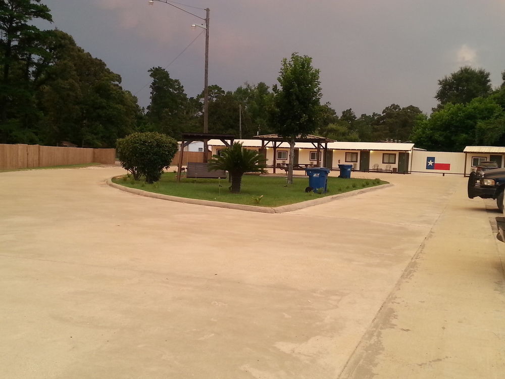 Garden Inn And Suites Silsbee Exteriör bild